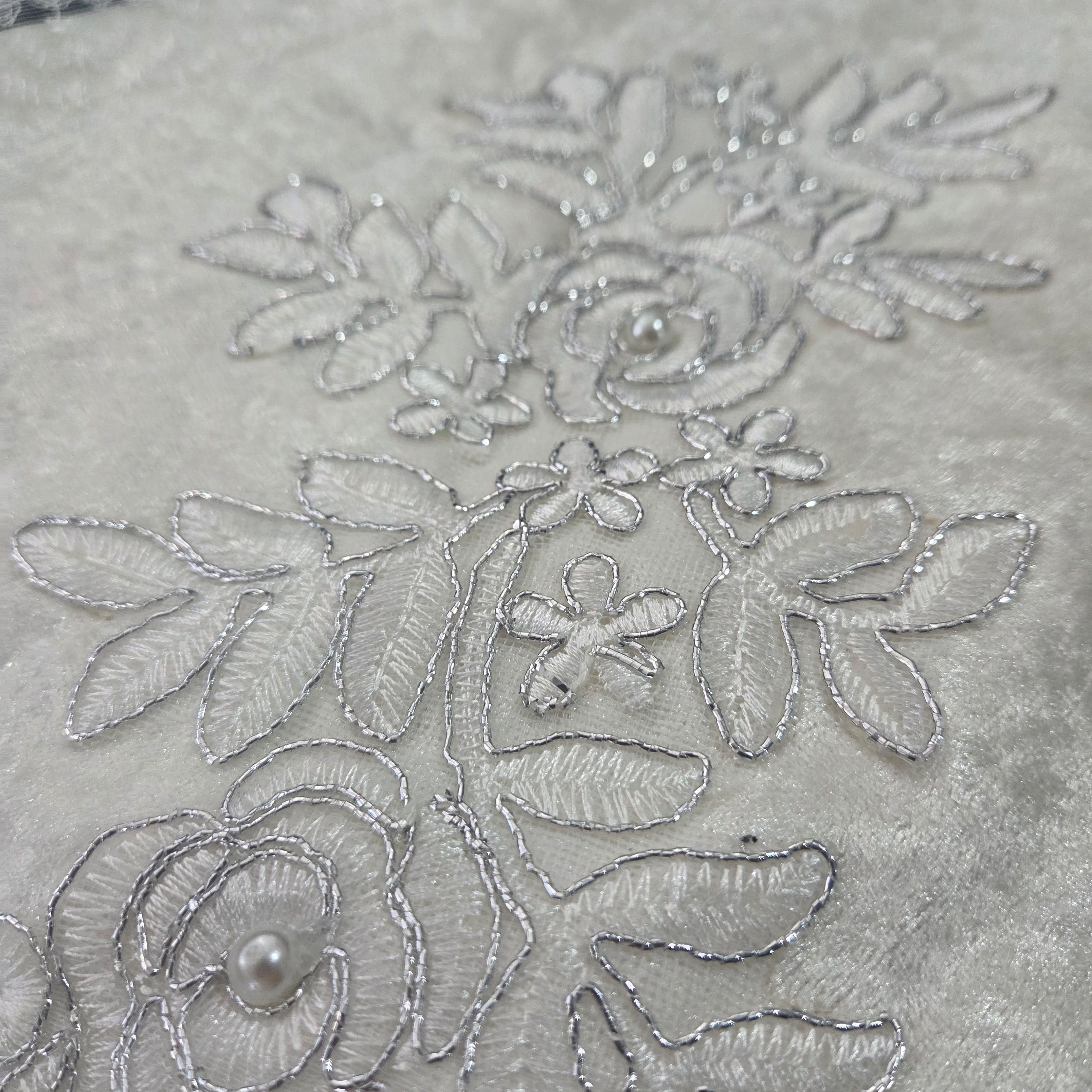 Prayer mat ** white velvet